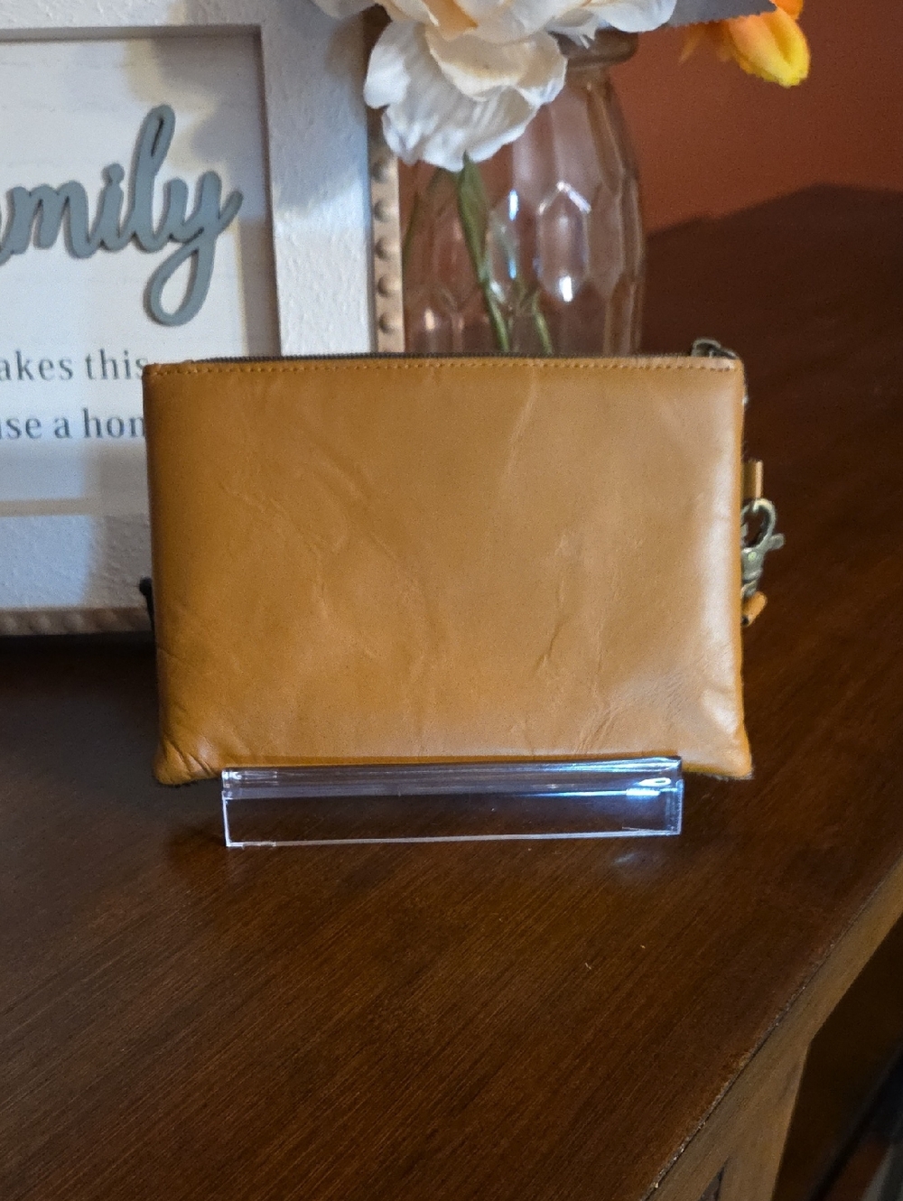 Handcrafted Genuine Leather Wristlet NWOT - Picture 3 of 11